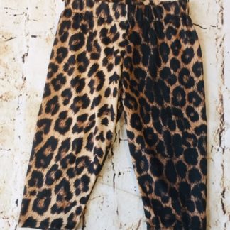 3/4 Length Legging (3-4 years) in Black jersey lycra fabric with Leopard print design