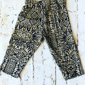 3/4 Length Leggings (2-3 years) in Black jersey lycra fabric with Aztec Gold design